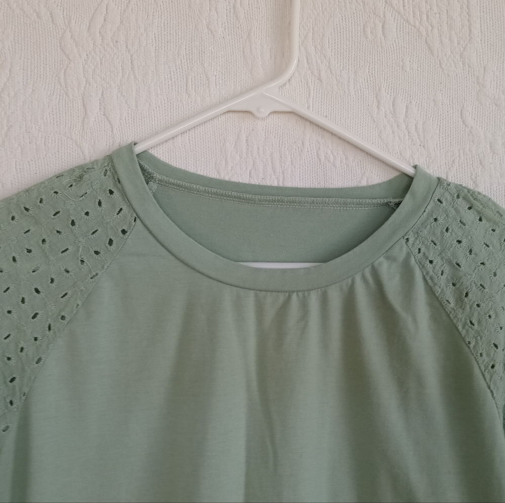 Sage Green Eyelet Sleeve Tee Shirt Sleeve Tshirt Soft Casual Cute Cottagecore M - Picture 3 of 7